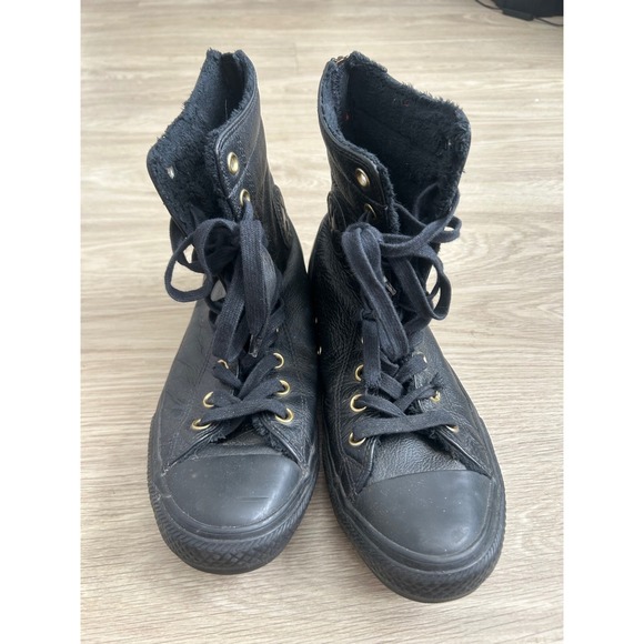 Converse Chuck Taylor All Star Black Leather Fur Lined Back Zip Boots Womens 9.5 - Picture 5 of 9